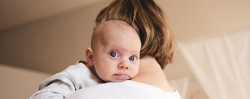 Ha hány a babád: mi normális, és mikor kell komolyabban venni?